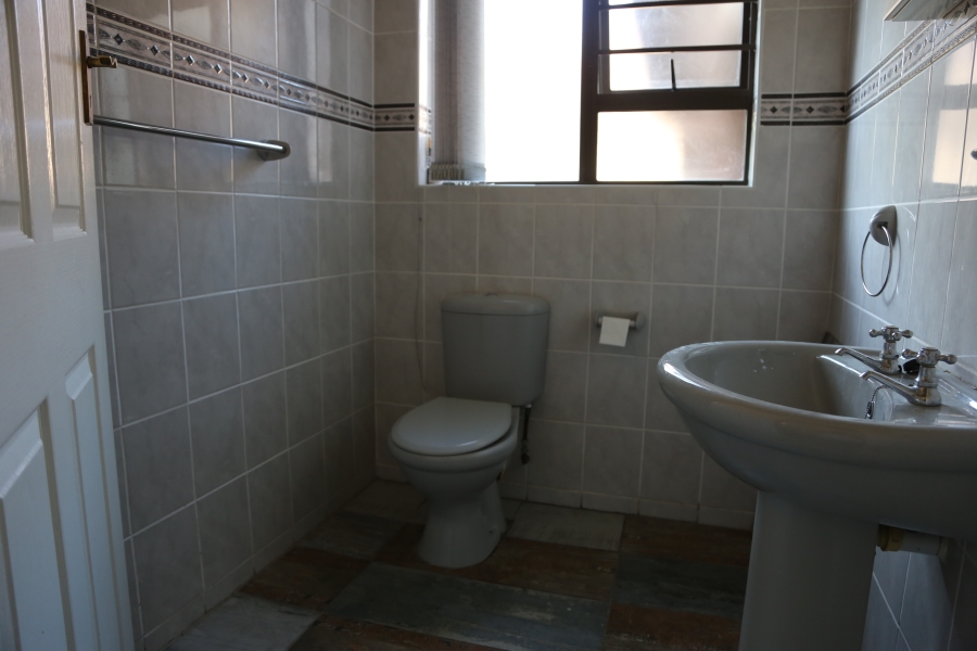 4 Bedroom Property for Sale in Dorchester Heights Eastern Cape